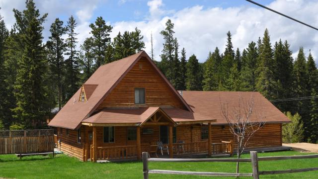 Deadwood Connections - Vacation Homes