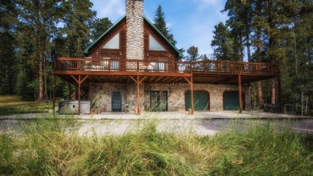 Deadwood Connections - Vacation Homes