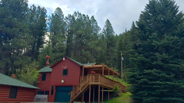 Black Hills Adventure Lodging