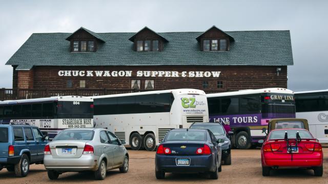 Fort Hays Old West Town & Dinner Show